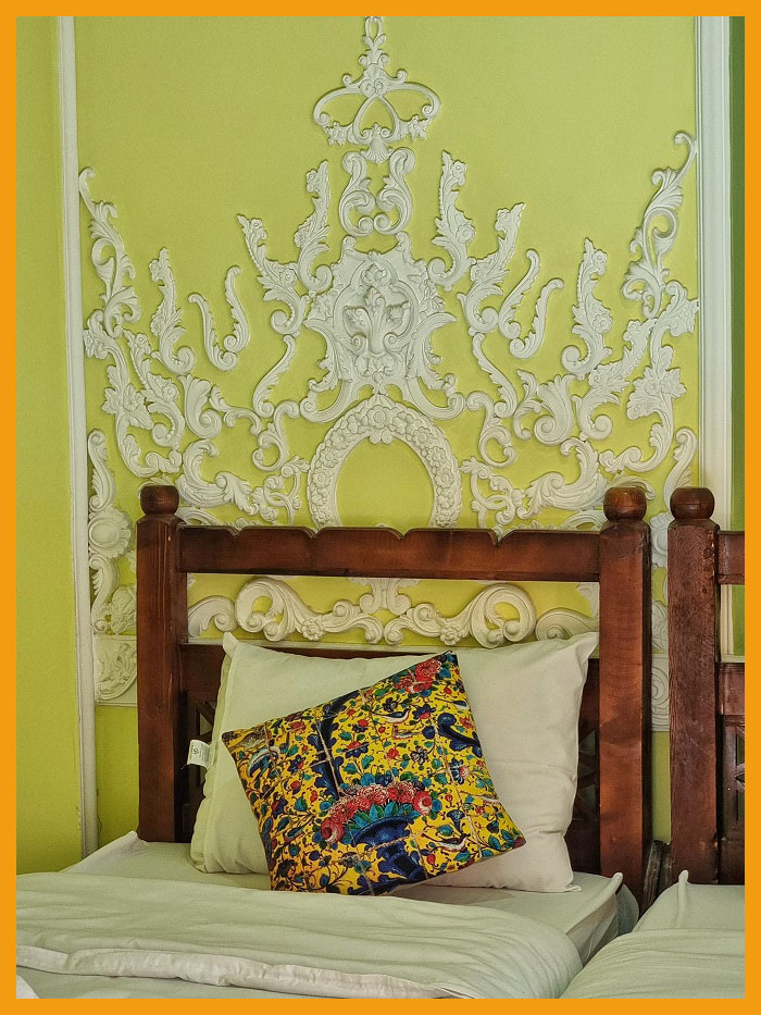 Shiraz Tabesh Boutique Hotel