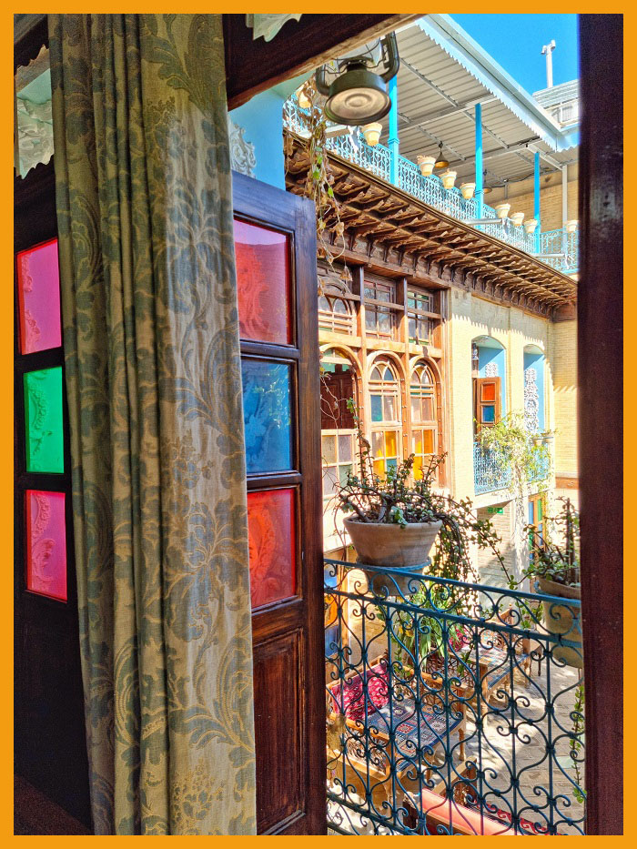 Shiraz Tabesh Boutique Hotel