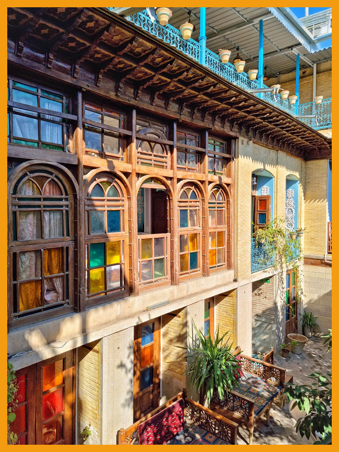 Shiraz Tabesh Boutique Hotel