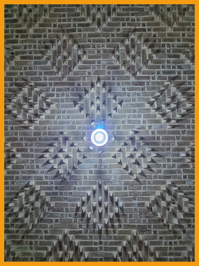 Shiraz Tabesh Boutique Hotel